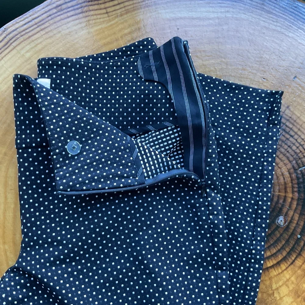 CAbi #5175 Pants Cropped Trousers Black White Polka Dot Side Zip Women's Size 4
